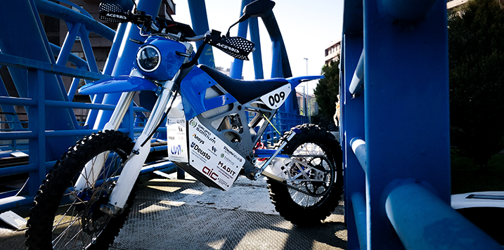 MADIT Metal aplica tecnología PBLF (Powder Bed Laser Fusion) de la empresa RENISHAW en el proyecto de Deusto Moto Team